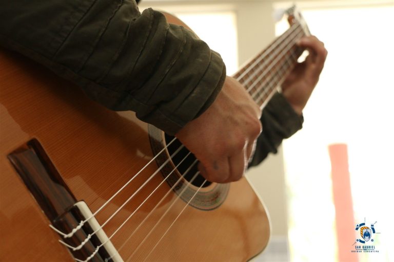 04.EntregaInsumosMusicales